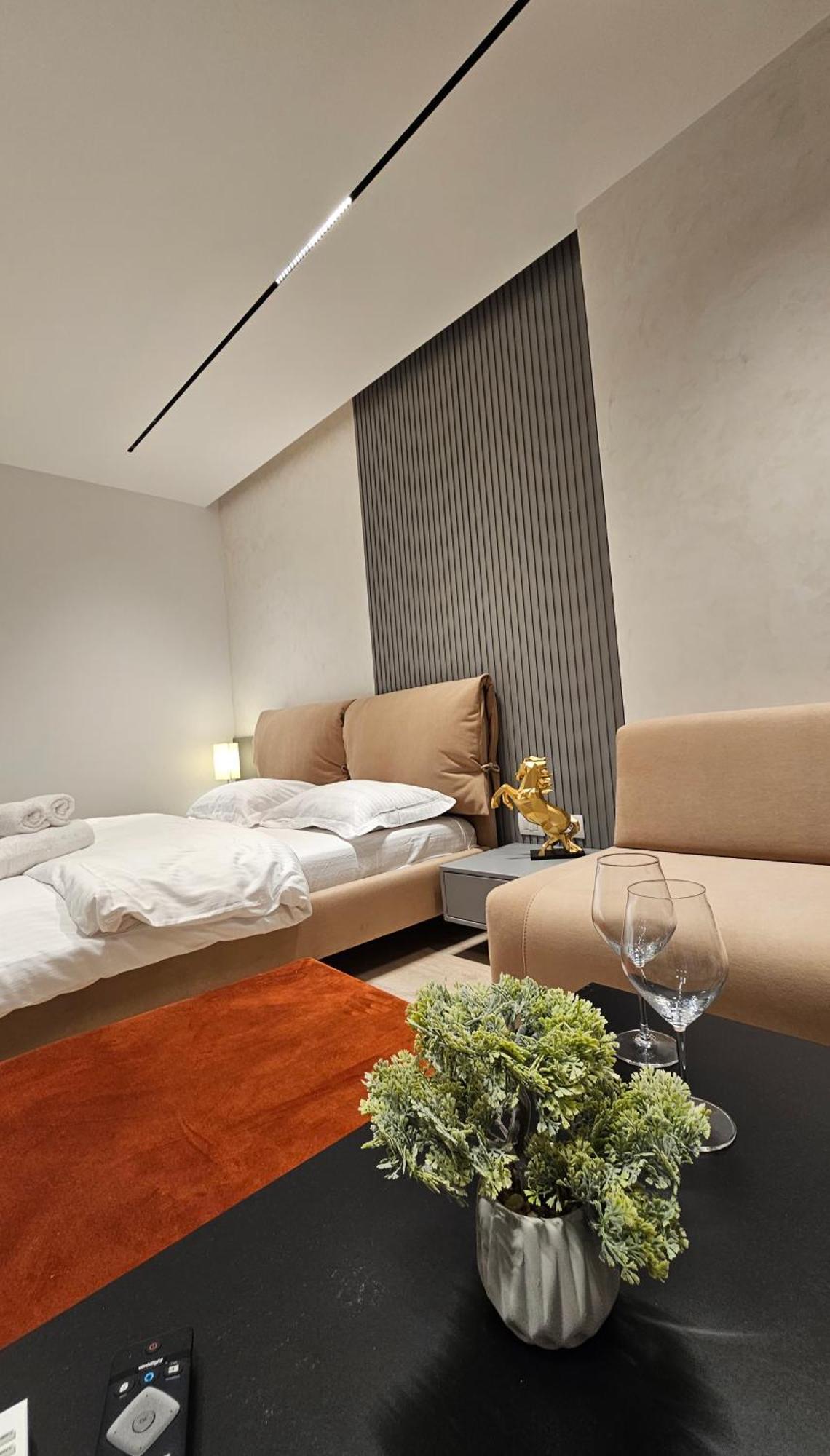 Center Apartment Easy_Luxury تيرانا المظهر الخارجي الصورة
