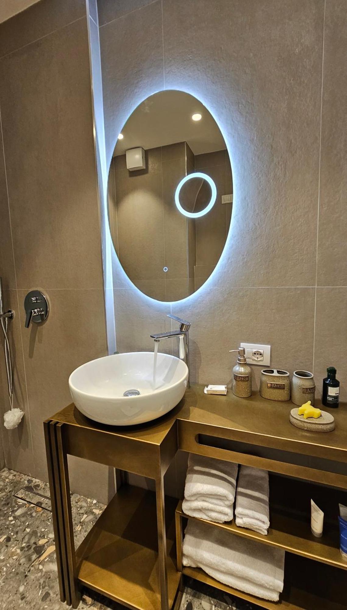 Center Apartment Easy_Luxury تيرانا المظهر الخارجي الصورة